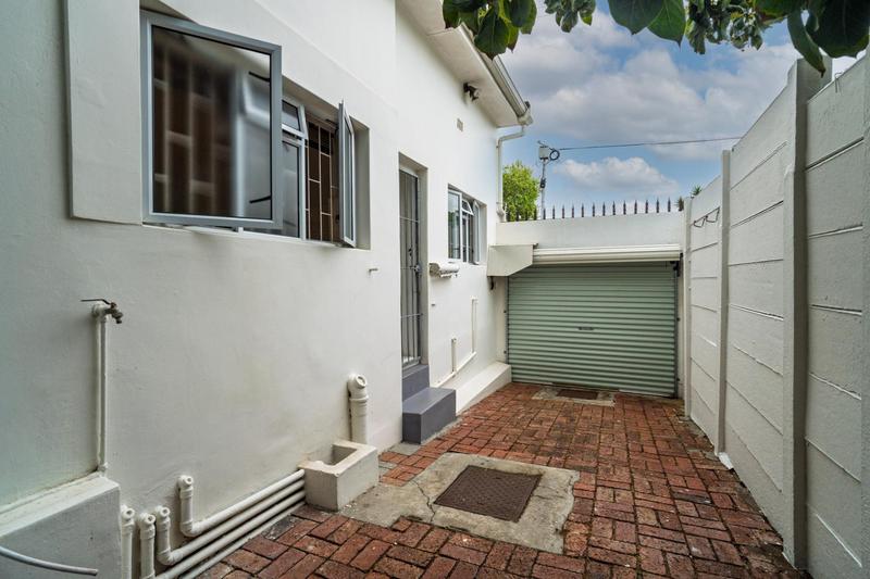 3 Bedroom Property for Sale in Harfield Village Western Cape